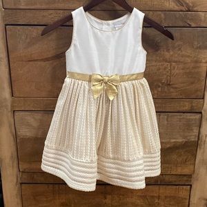 Sweet Heart Rose Girls Formal Dress - size 5